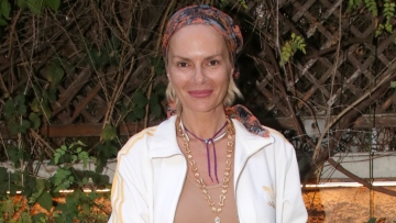 Έλενα Χριστοπούλου: Έχω πάντα ανθρώπους που με αγαπάνε και τους αγαπώ