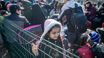 Συρία: Σύροι πρόσφυγες που κατέφυγαν στην Τουρκία επιστρέφουν στην πατρίδα τους, ελπίζοντας ότι «η καταπίεση τελείωσε»