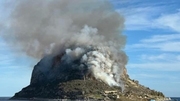 Yπό έλεγχο η φωτιά στη Μονεμβασιά