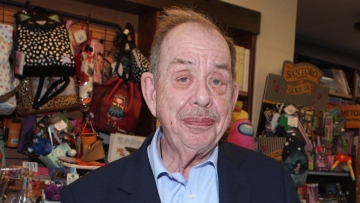 Ηλίας Μαμαλάκης για Βέφα Αλεξιάδου: Είτε πας είτε δεν πας στην κηδεία της, έχει κάνει το έργο της το οποίο θα μείνει για πάντα