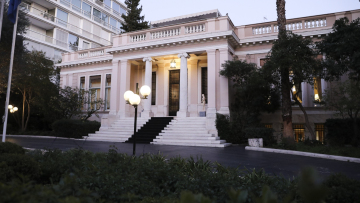 Κυβερνητικές πηγές για τη συνάντηση του Λονδίνου: Μεμονωμένη πρωτοβουλία της Βρετανίας, στο Ευρωπαϊκό Συμβούλιο οι αποφάσεις 