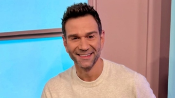 Τάσος Ιορδανίδης: Είναι η ομορφότερη στιγμή που έχω ζήσει στο θέατρο, είπε για την παρουσία των Ληναίου και Φωτίου στην παράστασή του 