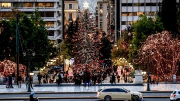 Χριστούγεννα 2025: Αναλυτικά το εορταστικό ωράριο των καταστημάτων
