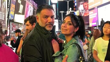 Η Νάνσυ Αντωνίου εύχεται «χρόνια πολλά αγάπη μου» στον Γρηγόρη Αρναούτογλου με φωτογραφίες από τα ταξίδια τους