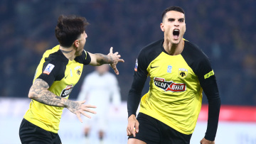Πήρε κεφάλι για την πρόκριση η ΑΕΚ, 1-0 τον ΠΑΟΚ - Δείτε το γκολ