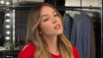 Σίντνεϊ Σουίνι: Το βίντεο με το οποίο απάντησε σε όσους την αποκαλούν «αφρατούλα» - Και η σέξι φωτογράφιση που ακολούθησε