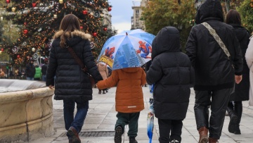 Καιρός: Διπλή κακοκαιρία εξπρες με ισχυρές καταιγίδες - «Λευκά» Χριστούγεννα 