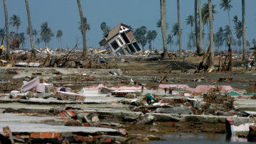 Επιζήσας από το φονικό τσουνάμι στον Ινδικό Ωκεανό μιλά για όσα έζησε, 20 χρόνια μετά