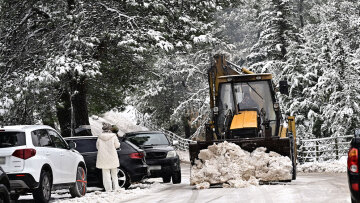 Κλειστή για τα φορτηγά η Εθνική Αθηνών – Λαμίας, υποχρεωτικές από σήμερα οι αντιολισθητικές αλυσίδες στην Αττική