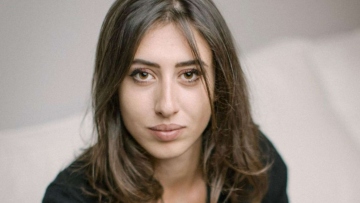 Ιράν: Eπιβεβαίωσε τη σύλληψη της Ιταλίδας δημοσιογράφου Σετσίλια Σάλα για «παραβίαση των νόμων της Ισλαμικής Δημοκρατίας»