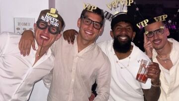 Ολυμπιακός: Έσε, Τσικίνιο, Ροντινέι και Κοστίνια γιόρτασαν μαζί την έλευση του 2025