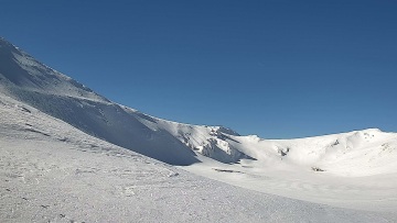 Καιρός: Με 42 βαθμούς Κελσίου διαφορά η πρώτη ημέρα του 2025 για Χανιά και Παρνασσό
