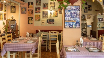 Γιουβετσάκια Γλυφάδα: Ο ορισμός του καλομαγειρεμένου φαγητού