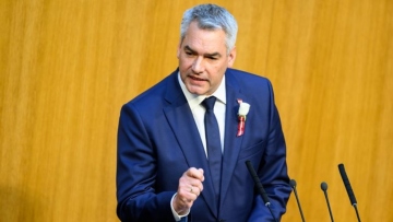 Αυστρία: Ο καγκελάριος Καρλ Νεχάμερ ανακοίνωσε ότι θα παραιτηθεί τις επόμενες ημέρες 