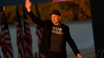 «Πυρά» της Ισπανίας κατά Μασκ: Οι πλατφόρμες κοινωνικής δικτύωσης δεν θα πρέπει να παρεμβαίνουν σε υποθέσεις άλλων χωρών