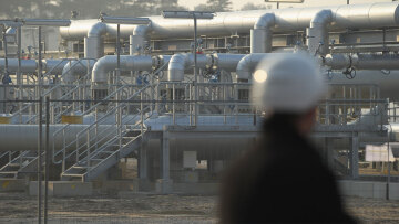 Τι σημαίνει το κλείσιμο των αγωγών του φυσικού αερίου από Ρωσία - Ο ρόλος της Ρεβυθούσας, οι προβλέψεις για τις τιμές