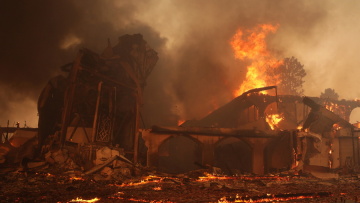 Κάηκε το σπίτι του Στιβ Κερ στην Καλιφόρνια, πρόλαβε να διαφύγει η μητέρα του