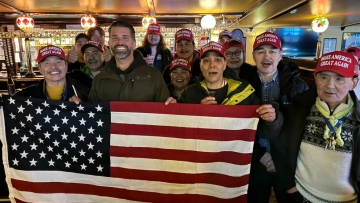 «Σκηνοθετημένη» η επίσκεψη του Τραμπ Τζούνιορ στη Γροιλανδία, λέει πολιτικός της χώρας