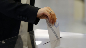 Δημοσκόπηση Marc: Άνοδος ΝΔ, πτώση ΠΑΣΟΚ, τρίτο κόμμα ο ΣΥΡΙΖΑ, δεκακομματική Βουλή