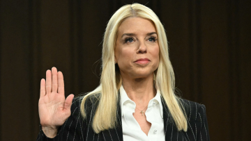 Η εκλεκτή του Τραμπ για τη θέση της Γενικής Εισαγγελέως απέφυγε να δηλώσει στη Γερουσία πως έχασε τις εκλογές του 2020