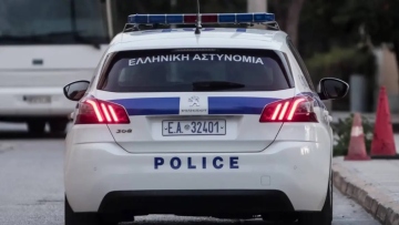 Λάρισα: Συνελήφθη 52χρονος που έκρυβε οπλοστάσιο στο σπίτι του