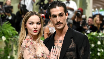 Νταμιάνο Νταβίντ: Η ερωτική εξομολόγηση στην Ντοβ Κάμερον - Ακόμα δεν μπορώ να πιστέψω ότι είσαι η κοπέλα μου