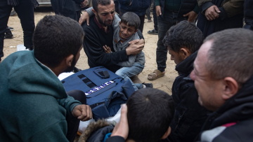 73 οι νεκροί σε ισραηλινά πλήγματα στη Γάζα μετά την ανακοίνωση της συμφωνίας εκεχειρίας