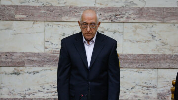 «Ναι» από το ΠΑΣΟΚ στην εκλογή Κακλαμάνη ως προέδρου της Βουλής