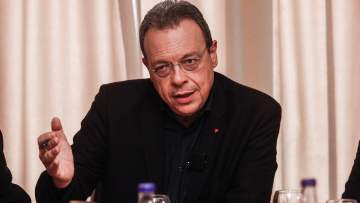 ΣΥΡΙΖΑ: Κοπή πίτας και ευχές για επιστροφή στην αξιωματική αντιπολίτευση - Μάχη για τη δεύτερη θέση στην Προεδρική εκλογή