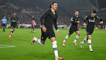 Μπρέντφορντ - Λίβερπουλ 0-2: «Απόδραση» με διπλό χτύπημα του Νούνιες στις καθυστερήσεις - Δείτε τα γκολ 