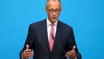 Μερτς μετά τη συνάντηση με τον Τραμπ: Άδικη η κριτική στον Στάρμερ, δεν πρέπει να αντιμετωπιστεί η Ισπανία αρνητικά 