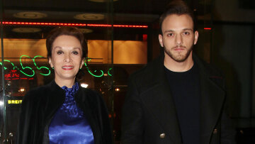 Κάρολος Βιδάλης: Έφυγε από τη ζωή ο 34χρονος γιος της ηθοποιού Μαίρης Βιδάλη