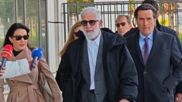 Δίκη Φιλιππίδη: Δεν καταλάβαινε το «όχι» ο κύριος, είπε στο δικαστήριο η δεύτερη γυναίκα που κατήγγειλε τον ηθοποιό