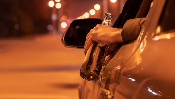 Θεσσαλονίκη: Φυλάκιση 14 μηνών με αναστολή στον 49χρονο που οδηγούσε μεθυσμένος με συνοδηγό τον ανήλικο γιο του