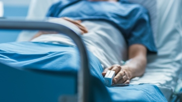 Ιδιωτική κλινική στη Θεσσαλονίκη έκανε χημειοθεραπείες, δίχως να έχει άδεια, έγραφαν φάρμακα ακόμη και σε ασθενείς χωρίς κακοήθεια!