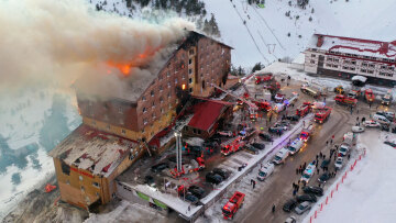 Τραγωδία στην Τουρκία: Αναφορές για νεκρούς από πυρκαγιά σε ξενοδοχείο σε χιονοδρομικό κέντρο