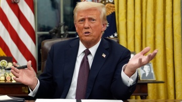 Ο Τραμπ κρίνει πως ο Πούτιν θα «καταστρέψει τη Ρωσία» αν δεν κλείσει συμφωνία για το τέλος του πολέμου στην Ουκρανία 