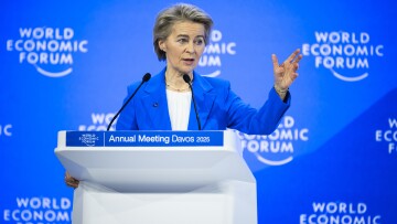 ΕΕ: Θα προστατεύσουμε τα οικονομικά μας συμφέροντα, λέει η Φον ντερ Λάιεν για τους δασμούς Τραμπ