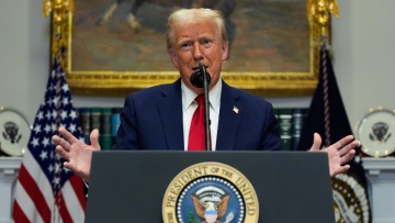 Ο Τραμπ προειδοποιεί πως θα επιβληθούν δασμοί στις χώρες της ΕΕ 