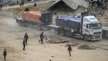 ΟΗΕ: 653 φορτηγά με ανθρωπιστική βοήθεια εισήλθαν την Πέμπτη στη Λωρίδα της Γάζας