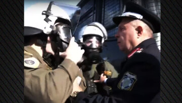 Ένταση μεταξύ αστυνομικών στα επεισόδια με τους αγρότες στην Καρδίτσα