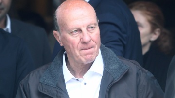 Μίμης Δομάζος: Συγκινούν οι κόρες του - «Καλέ μας μπαμπά, ξύπνα και μίλησέ μας»