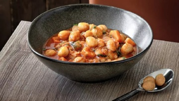 Ωραίος καιρός για φασολάδα! Το εθνικό μας πιάτο σε 13 συνταγές