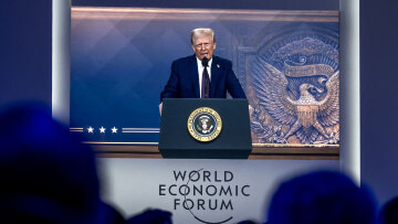 Τραμπ από Νταβός: Αγαπώ την Ευρώπη αλλά όχι την ΕE - Tέλος η «πράσινη αηδία» και ο λιγνίτης καθαρός είναι 