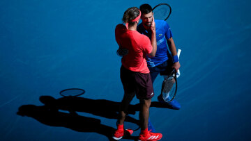 Australian Open: Εγκατέλειψε ο Τζόκοβιτς, στον τελικό ο Ζβέρεφ