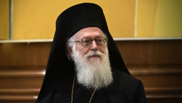 Πέθανε ο Αρχιεπίσκοπος Αλβανίας Αναστάσιος - Η ζωή και το μεγάλο έργο του 