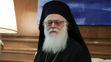 Αρχιεπίσκοπος Αναστάσιος: Στη Μητρόπολη θα μεταφερθεί η σορός του για λαϊκό προσκύνημα - Το τιτάνιο έργο του