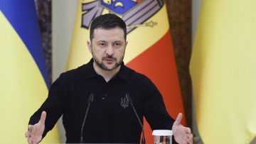 Θα τηρήσουμε την κατάπαυση των 30 ωρών, αν το εννοεί πραγματικά και η Ρωσία, λέει ο Ζελένσκι