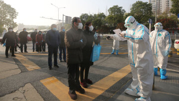 «Βόμβα» CIA  για τον κορωνοϊό: Πιο πιθανό να διέρρευσε από κινεζικό εργαστήριο, παρά από ζώα