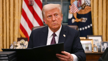 Ντόναλντ Τραμπ: Άγριο bullying στους Ευρωπαίους, τεστάρει τους Κινέζους - Το βασικό και τα ακραία σενάρια για τους δασμούς